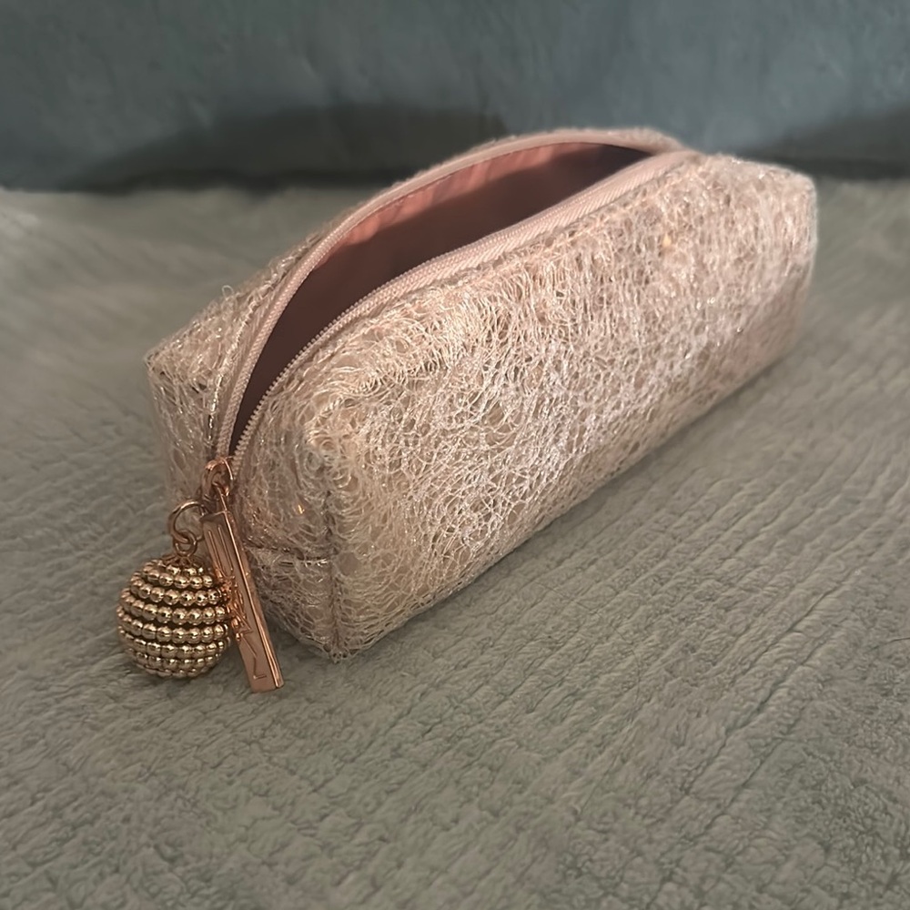 Chic Gold Textured Cosmetic Pouch